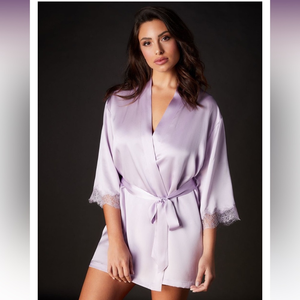 Charlotte Short Robe Silk Lilac - Journelle